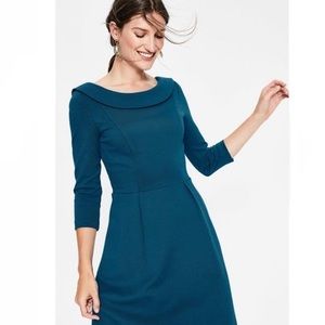 Boden Maddie Ponte Midi Dress
Drummer Blue -Size 18L